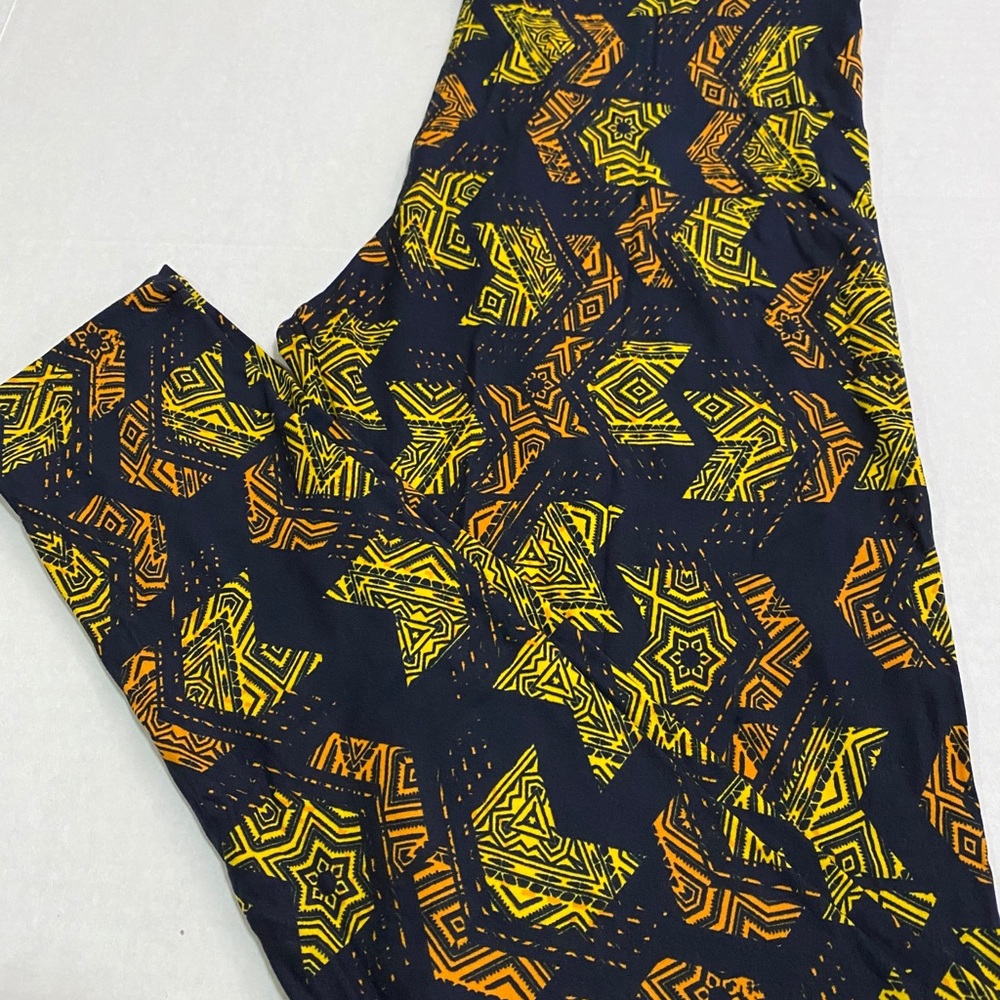NWT-LuLaRoe TC Leggings (Tribal Print)